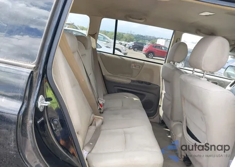 2005 Toyota Highlander from USA, damaged, VIN JTEGD21A150106448